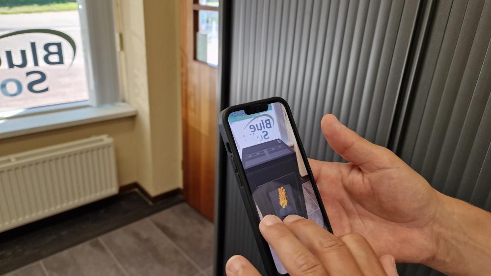 augmented-reality-ar-pelletkachel-bluesolid-4
